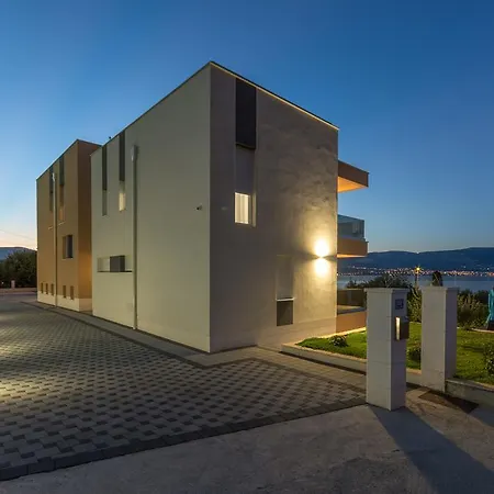 Piramida Apartman Trogir