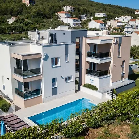 Apartamento Piramida