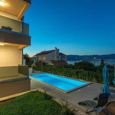 公寓 皮拉米达别墅 *