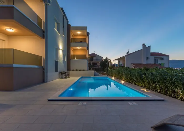 Piramida Apartmán *