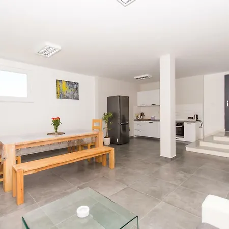 Piramida Appartement *